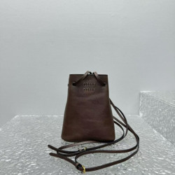 미우미우 豆 14CM X 17CM X 6CM