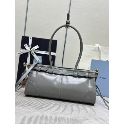 프라다 32CM