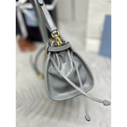 프라다 32CM