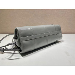 프라다 瑶瑶 32CM