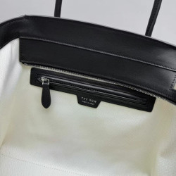더로우 30CM X 22CM X 14CM