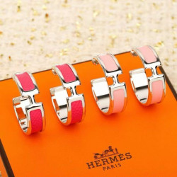 에르메스 MOMO v金+咪金