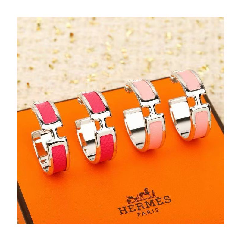 에르메스 MOMO v金+咪金