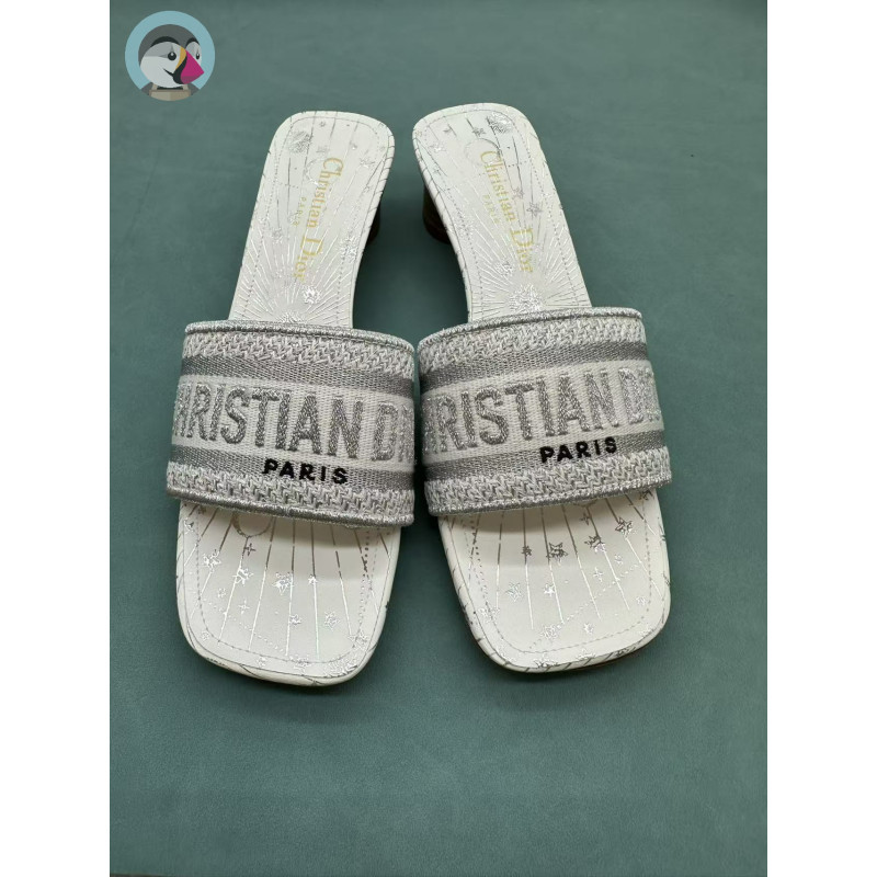 디올 디웨이(DWAY)슬라이드 뮬 슬리퍼