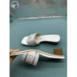 디올 디웨이(DWAY)슬라이드 뮬 슬리퍼