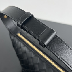 보테가 징 静 22CM X 13CM X 9.5CM