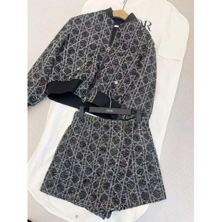 디올 VIP 外套860裤子750