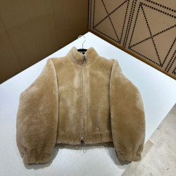 로로피아나 四季