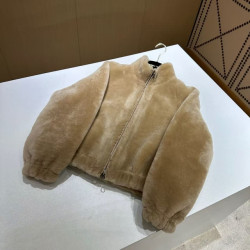 로로피아나 四季