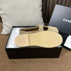 샤넬 스웨이드 시어링 메리제인 플랫 슈즈