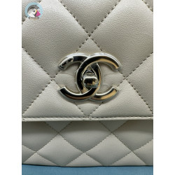 지존샵 샤넬 트렌디 CC 베이지 램스킨 골드 메탈 탑 핸들 백 25CM