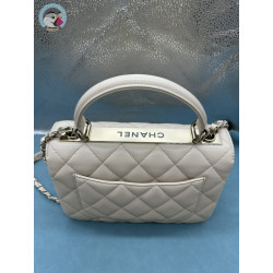 지존샵 샤넬 트렌디 CC 베이지 램스킨 골드 메탈 탑 핸들 백 25CM