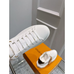 루이비통 타임 아웃 스니커즈