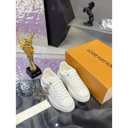 루이비통 타임 아웃 스니커즈