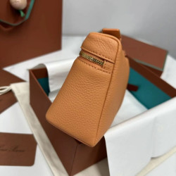 로로피아나 19CM