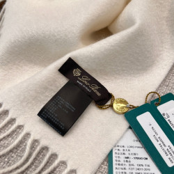 로로피아나 米范