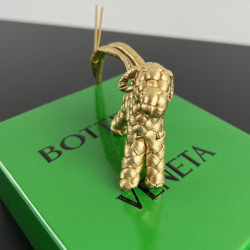 보테가 베네타 동물 참 징 静