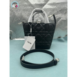 엔젤샵 디올 뚜주흐 버티컬 나노 토트백 블랙...