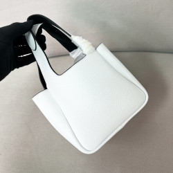 프라다 15CM X 18CM X 10CM