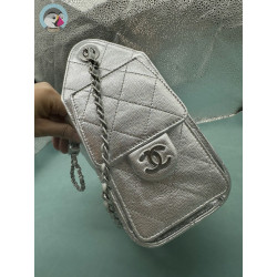 지존샵 샤넬 25 미니백 메탈릭 그레인드 카프스킨, 실버 메탈, 실버