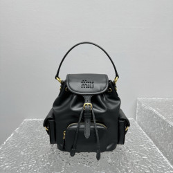 미우미우 豆  小号  1180  大号  1380