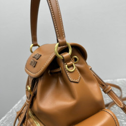 미우미우 豆  小号  1180  大号  1380