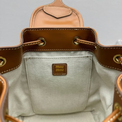 미우미우 豆  小号  1180  大号  1380