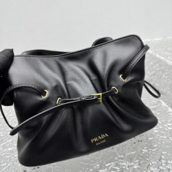 프라다 豆 25CM X 18.5CM X 11CM