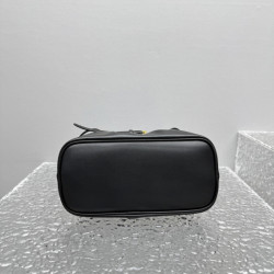 프라다 豆 25CM X 18.5CM X 11CM