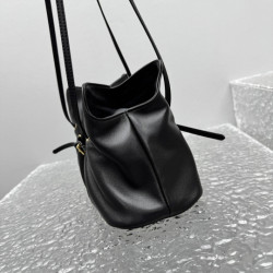 프라다 豆 25CM X 18.5CM X 11CM