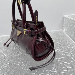 프라다 24CM X 12CM X 7CM