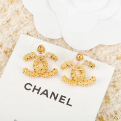 샤넬 귀걸이 - CHANEL EARRING