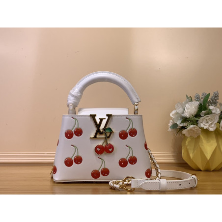 루이비통 타카시 무라카미 체리 카퓌신 미니 화이트 핸드백 21CM