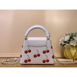 루이비통 타카시 무라카미 체리 카퓌신 미니 화이트 핸드백 21CM