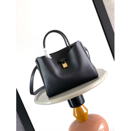 루이비통 22CM X 14.5CM X 28.5CM