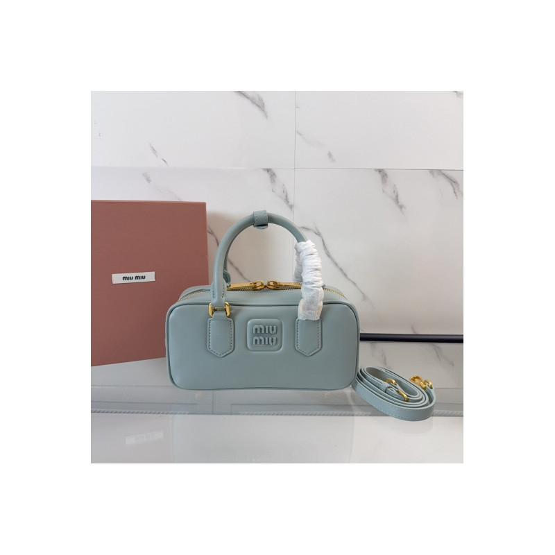 미우미우 金丽雅