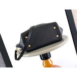 루이비통 22CM X 14.5CM X 28.5CM