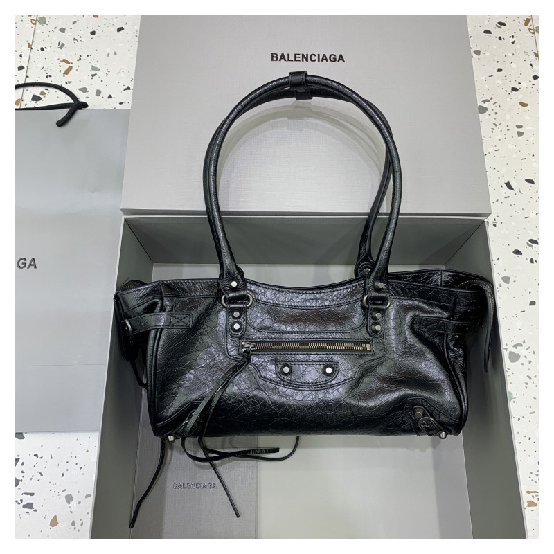 발렌시아가 31CM X 9CM X 19CM