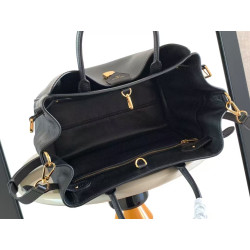 루이비통 22CM X 14.5CM X 28.5CM