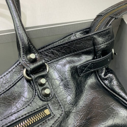 발렌시아가 31CM X 9CM X 19CM