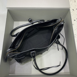 발렌시아가 31CM X 9CM X 19CM