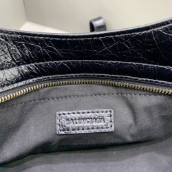 발렌시아가 31CM X 9CM X 19CM