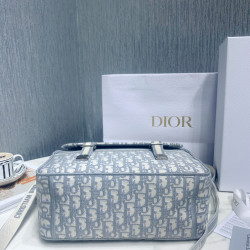 DIOR-喜洋洋