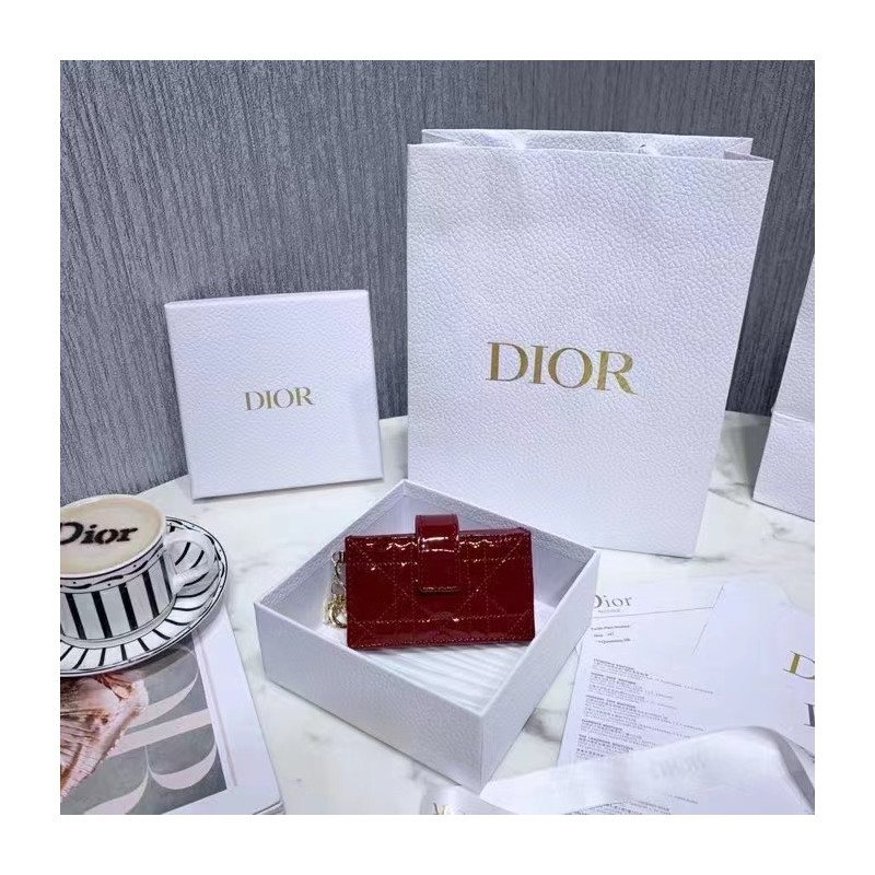 DIOR-喜洋洋