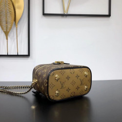 LOUISVUITTON