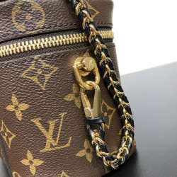 LOUISVUITTON