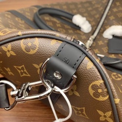 LOUISVUITTON