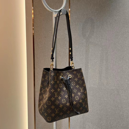 LOUISVUITTON-女王