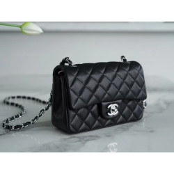 팬더샵 샤넬 클래식 뉴미니 플랩백 금장 Chanel NEWMINI Classic Flap BAG Silver Metal  20CM