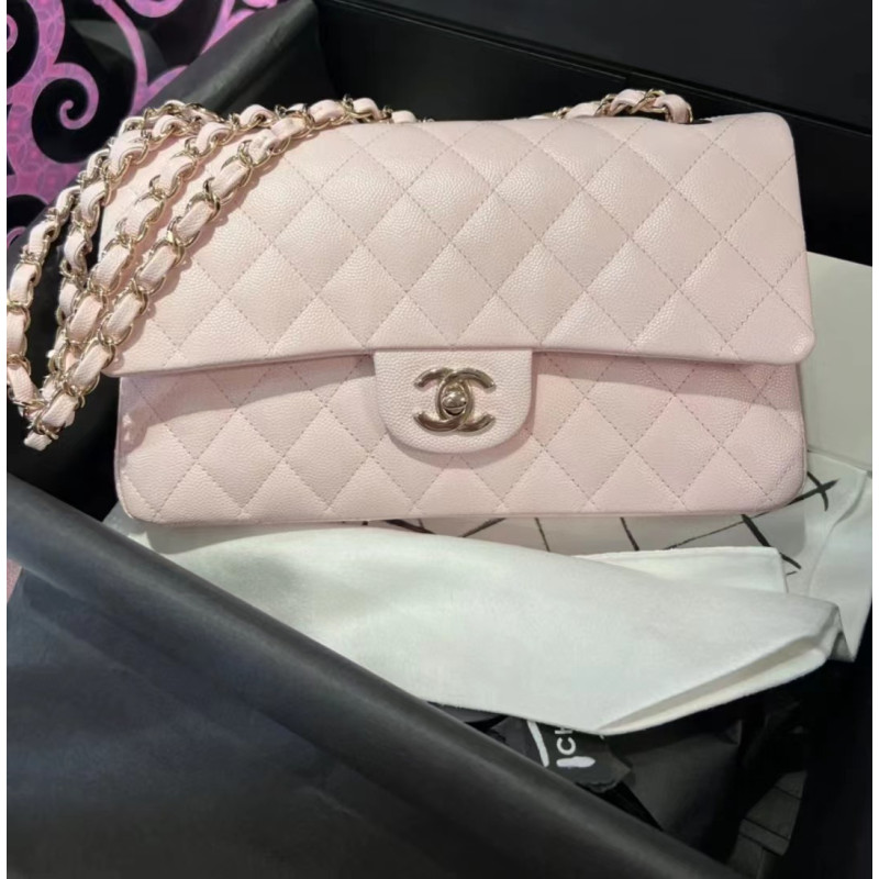 지존샵 샤넬 클래식 미듐 플랩백 캐비어 금장 Chanel Classic Flap Medium Gold-Tone Metal  25CM